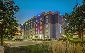 Holiday Inn Express & Suites - Woodstock, On Canada